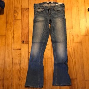 Hollister size 5 short jeans